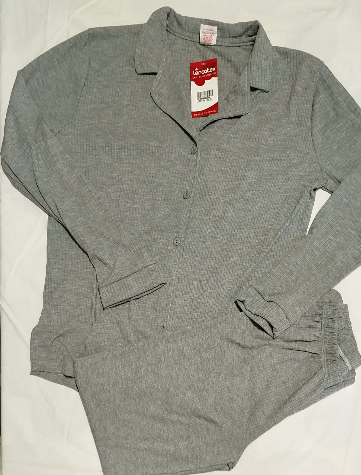 Imagen de pijamas para mujer